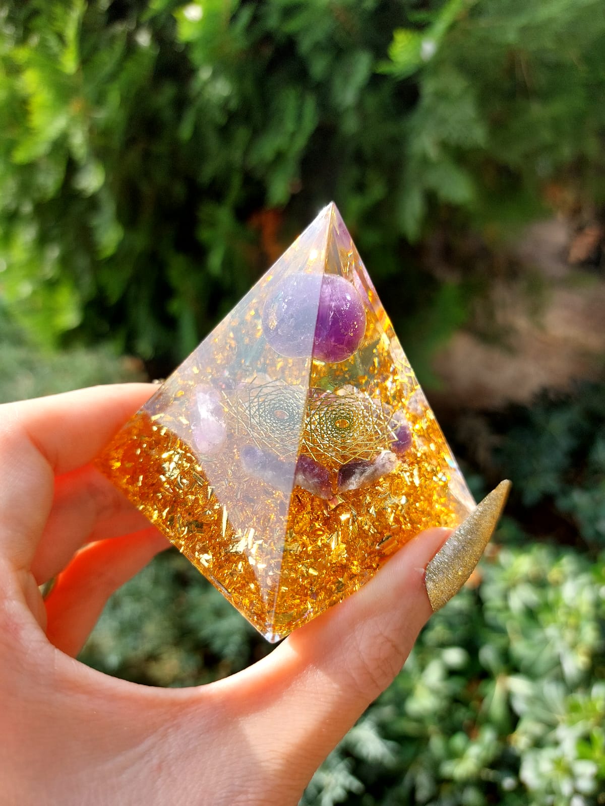 Ametist Flower Of Life Gold Lotus Orgonit Piramit