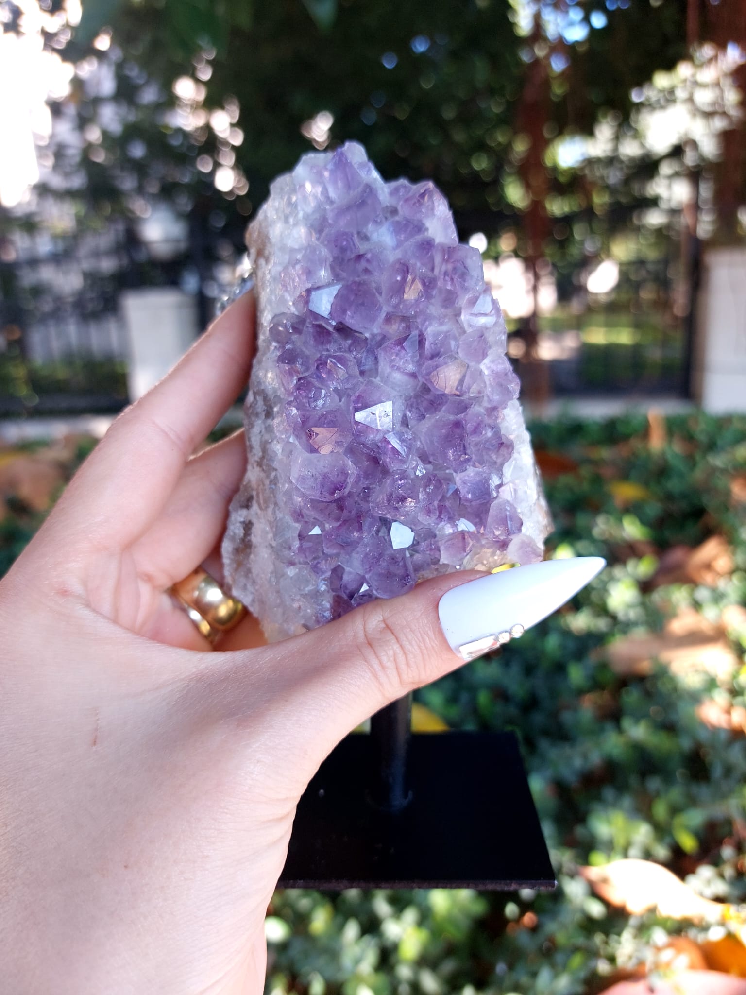 Ametist Metal Standlı Dekoratif Koleksiyonluk Kaya