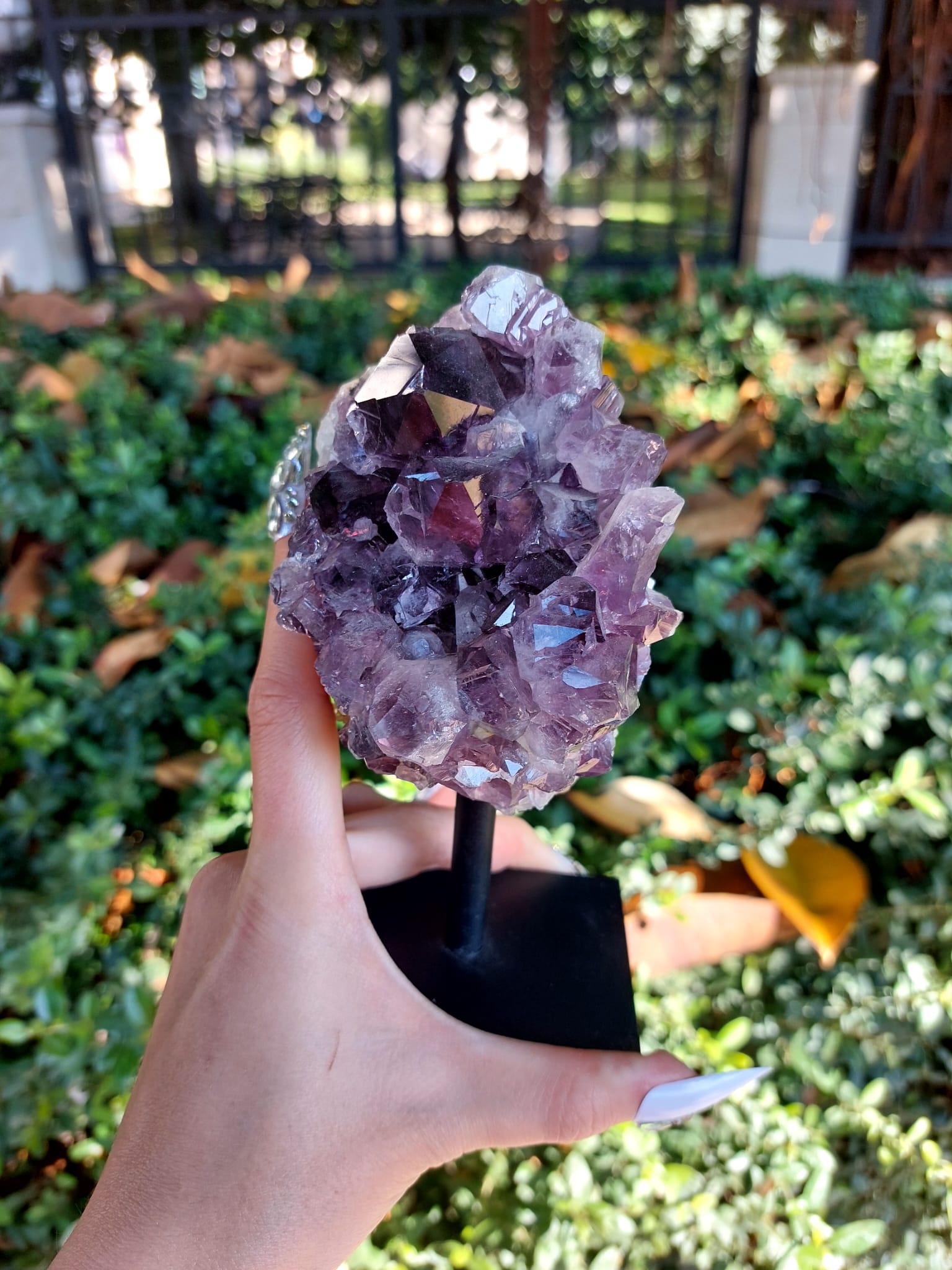 Ametist Metal Standlı Dekoratif Koleksiyonluk Kaya