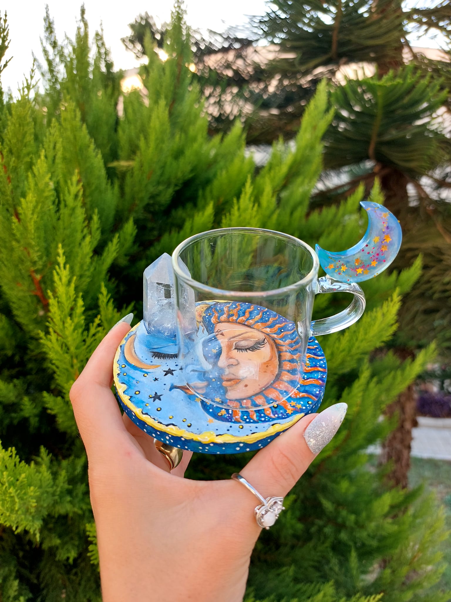 Ay & Güneş Mistik Figürlü Kristal Kuvars Taşlı Kahve Fincanı