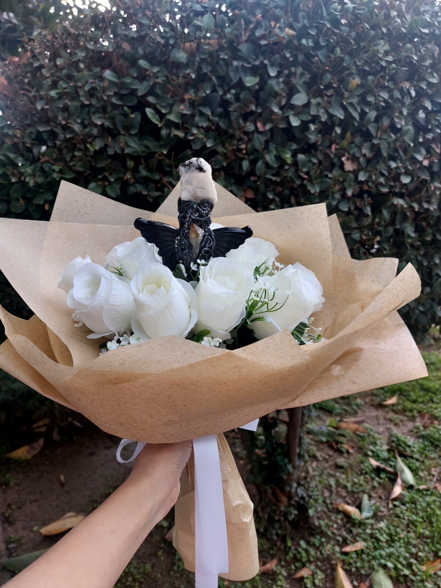 Sevgililer Günü Yapay Gül & Enerji Değneği Çiçek Buketi