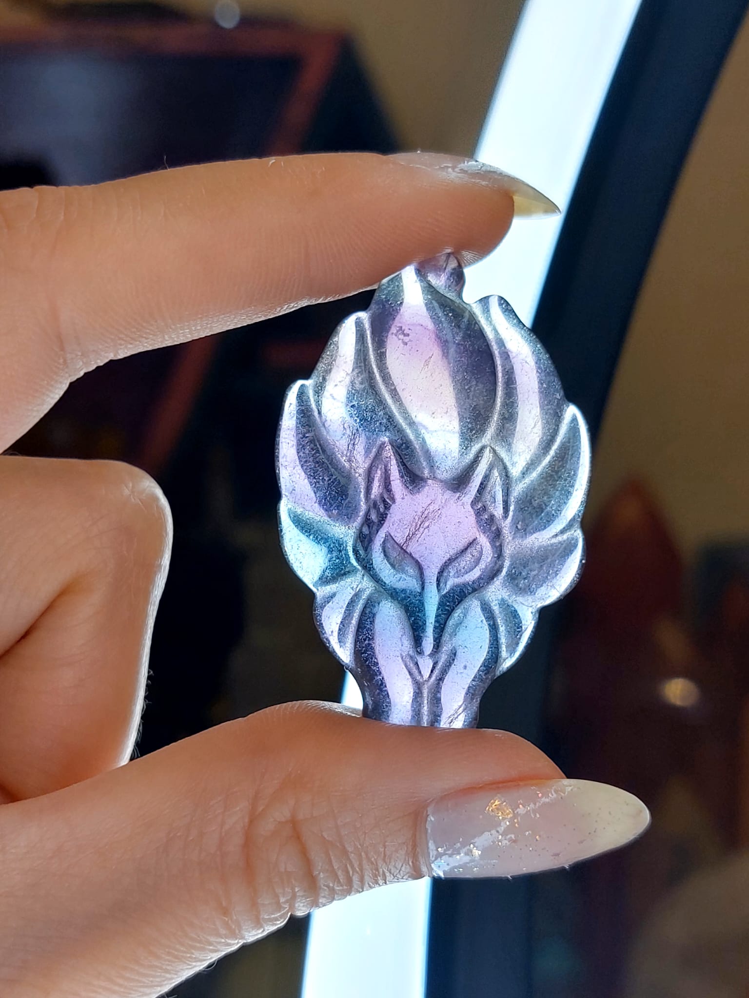 Doğal Florit Tilki Obje – El Yapımı Kristal Oyma Taş, Spiritüel Enerji Tılsımı