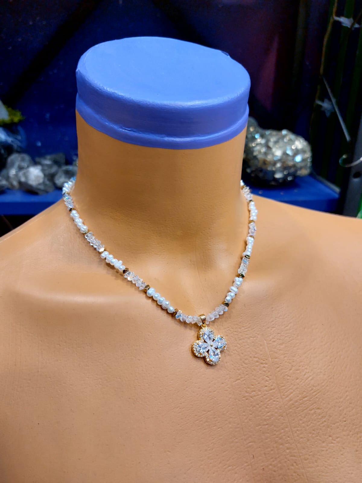 Orijinal İnci Minimal Kadın Tasarım Doğaltaş Kolye