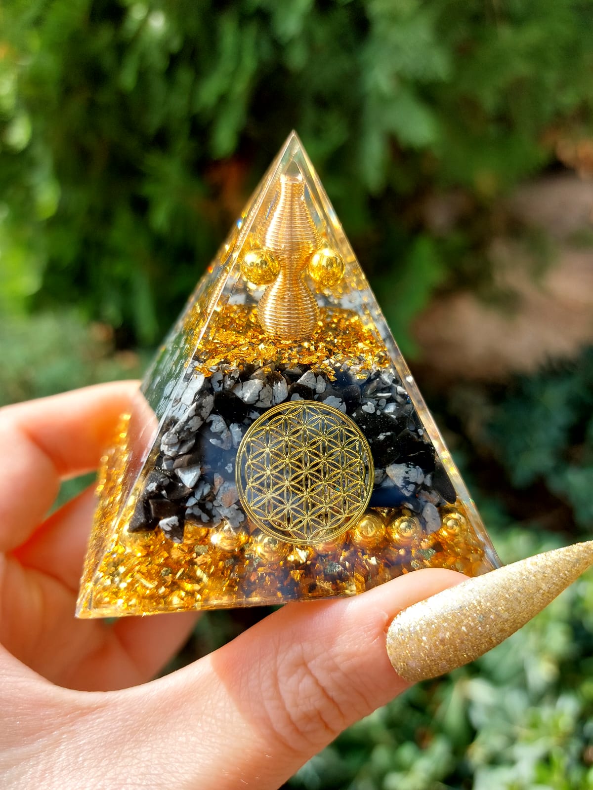 Obsidyen Flower Of Life Gold Ganslı Orgonit Piramit