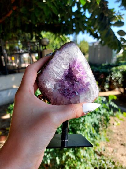 Ametist Metal Standlı Dekoratif Koleksiyonluk Kaya
