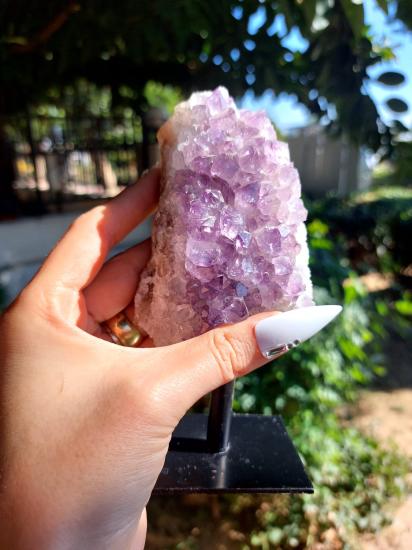 Ametist Metal Standlı Dekoratif Koleksiyonluk Kaya