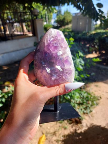 Ametist Metal Standlı Dekoratif Koleksiyonluk Kaya