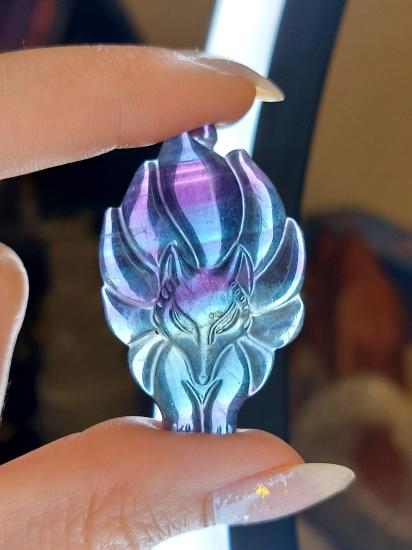 Doğal Florit Tilki Obje – El Yapımı Kristal Oyma Taş, Spiritüel Enerji Tılsımı