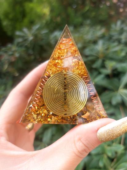 Kaplangözü & Kristal Kuvars Tesla Spirali Gold Ganslı Orgonit Piramit