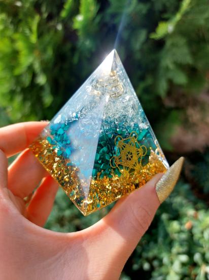 Malakit & Kristal Kuvars Beyaz Ganslı Sri Yantra Orgonit Piramit