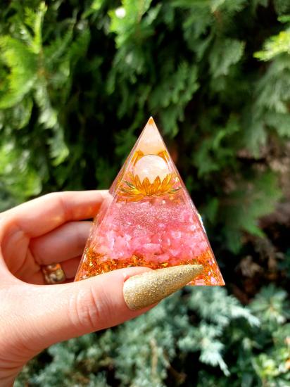 Pembe Kuvars & Kristal Kuvars Gold Lotus Orgonit Piramit