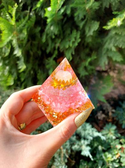 Pembe Kuvars & Kristal Kuvars Gold Lotus Orgonit Piramit